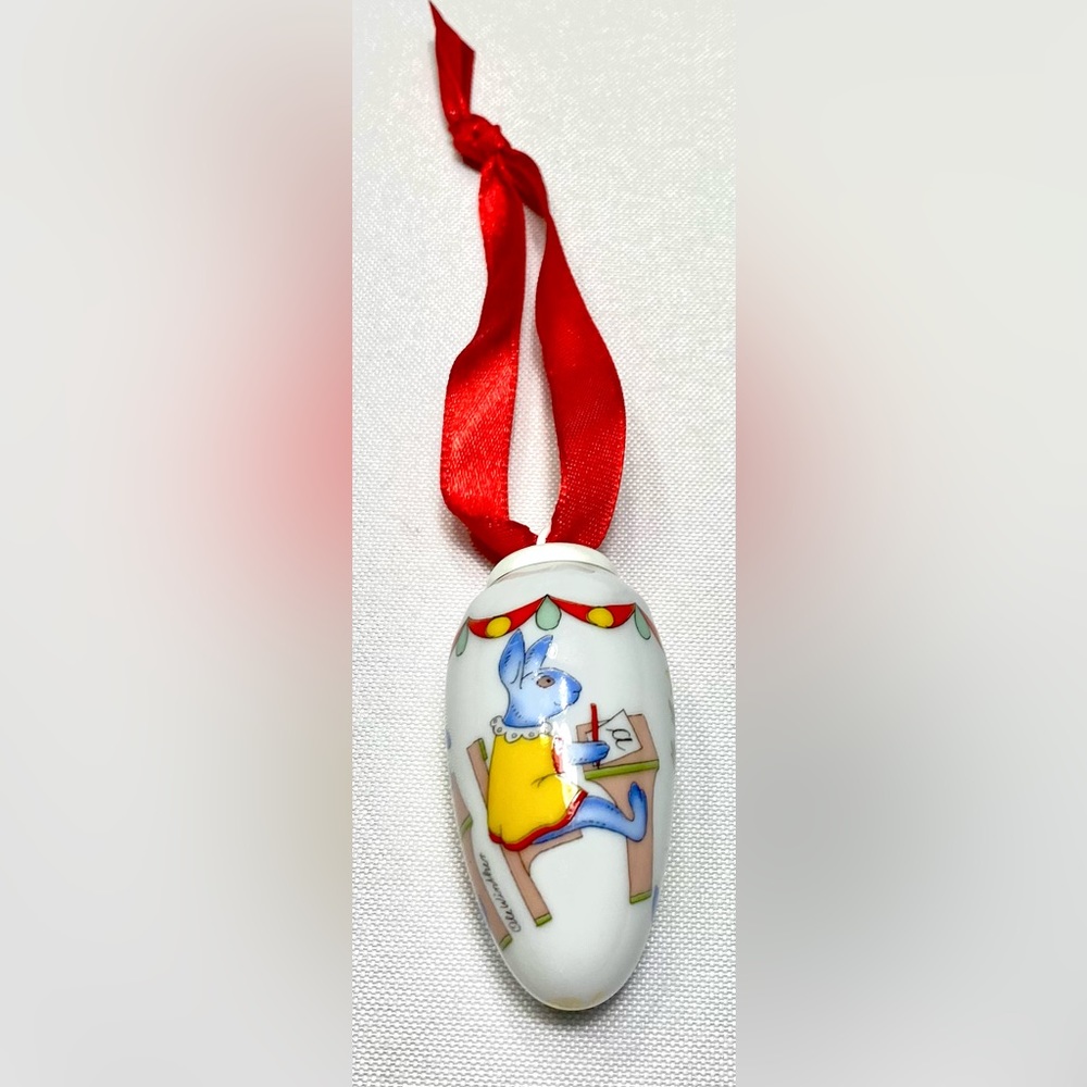Weihnachts Zapfen Ornament - Christmas Pine Cone - Ole Winter - Porcelain Rabbit